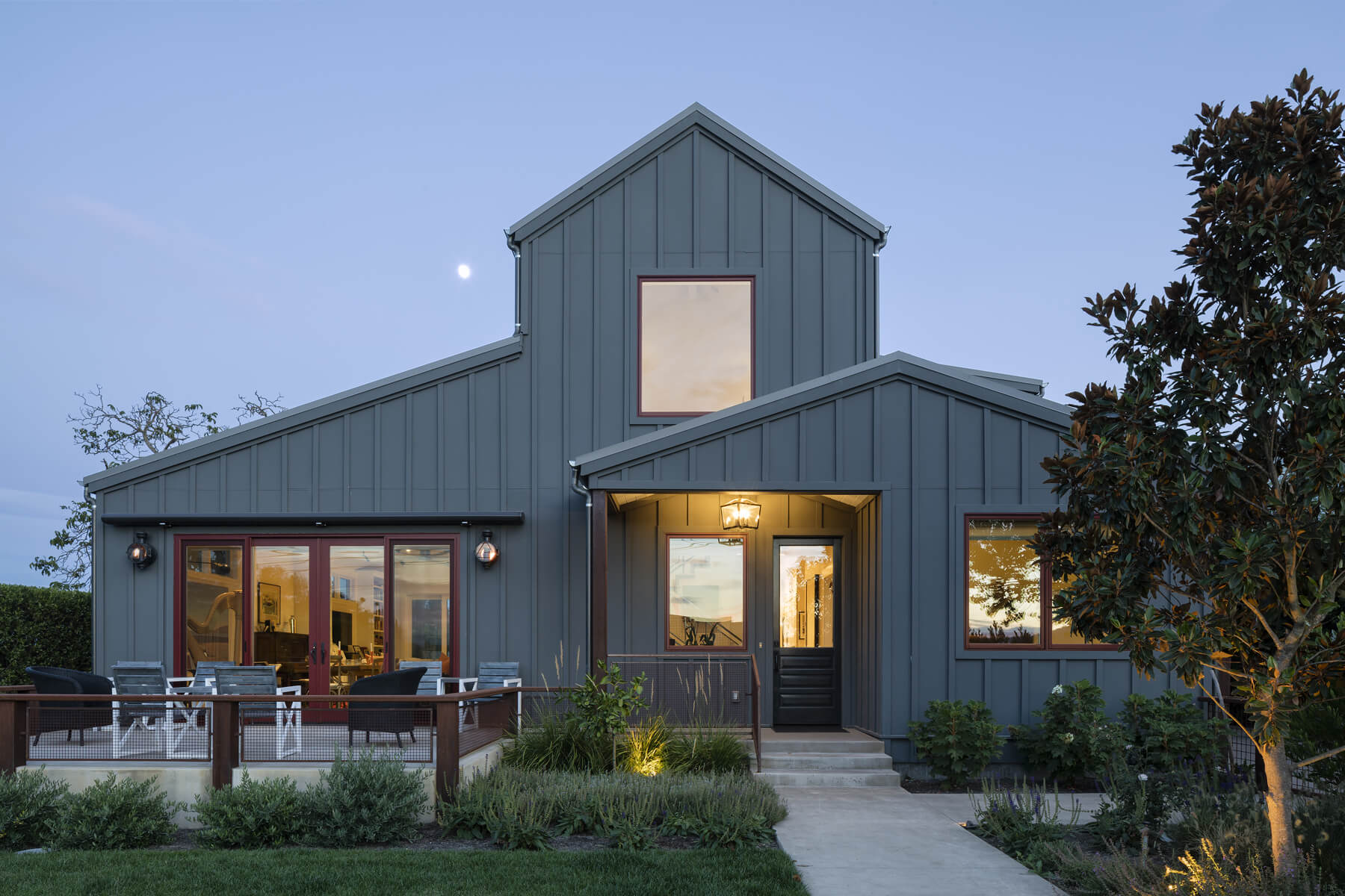 Napa Modern Farmhouse street elevation and entry.